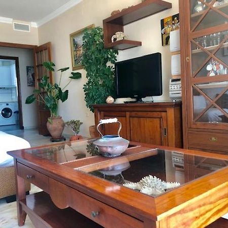 Gatu Premium Villa Isabel Terraza,Parking,1ºlinea Playa,Wifi,Vista Al Mar , Preferente Mayores De 25 Anos Y Familias Cádiz Eksteriør billede