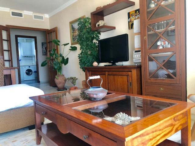 Gatu Premium Villa Isabel Terraza,Parking,1ºlinea Playa,Wifi,Vista Al Mar , Preferente Mayores De 25 Anos Y Familias Cádiz Eksteriør billede